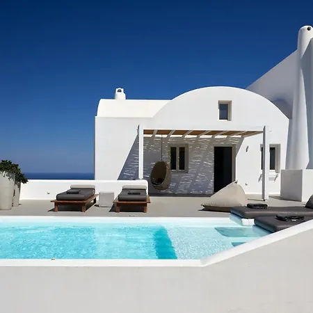 White & Co Santorini Pyrgos Kallistis