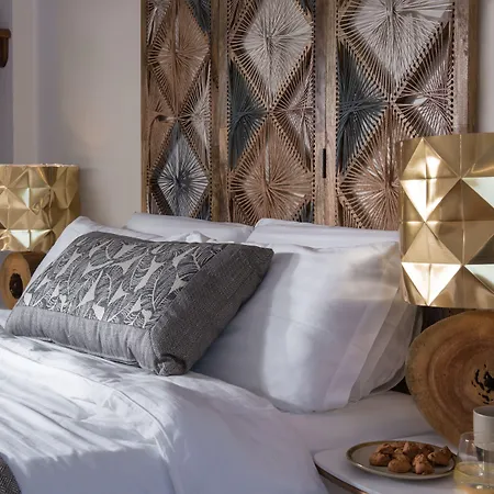 White & Co Exclusive Island *