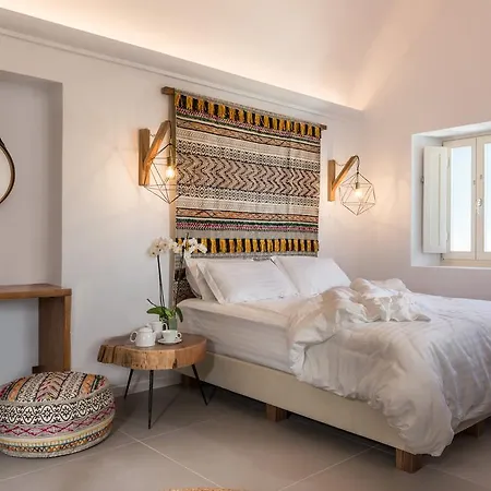 Villa White & Co Santorini Pyrgos Kallistis