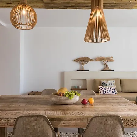 White & Co Exclusive Island Pyrgos Kallistis