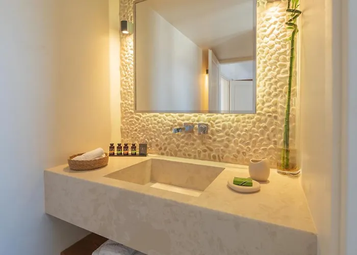 White & Co Exclusive Island Pýrgos