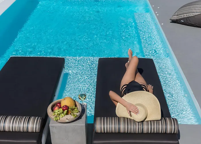 White & Co Exclusive Island * Pýrgos