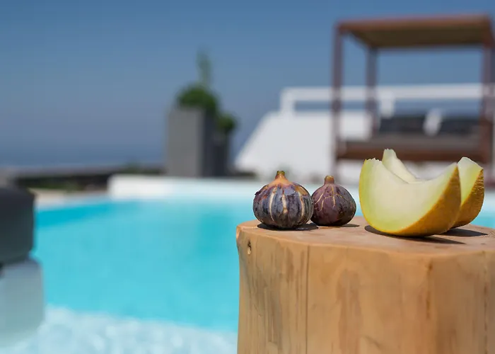 White & Co Exclusive Island