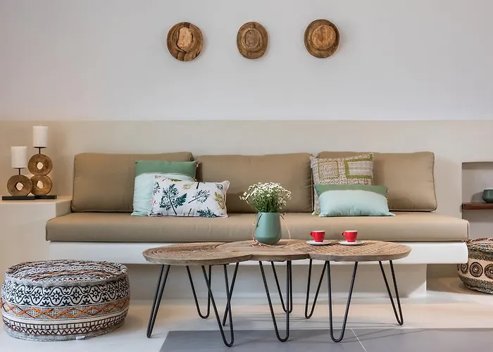 White & Co Exclusive Island Pýrgos