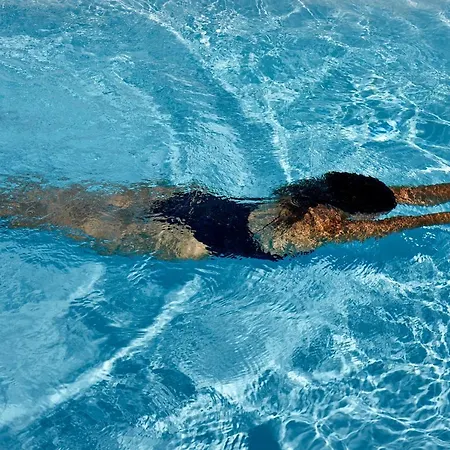 White & Co Exclusive Island * Pýrgos